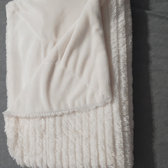 Berkshire Other Berkshire Baby Blanket Poshmark